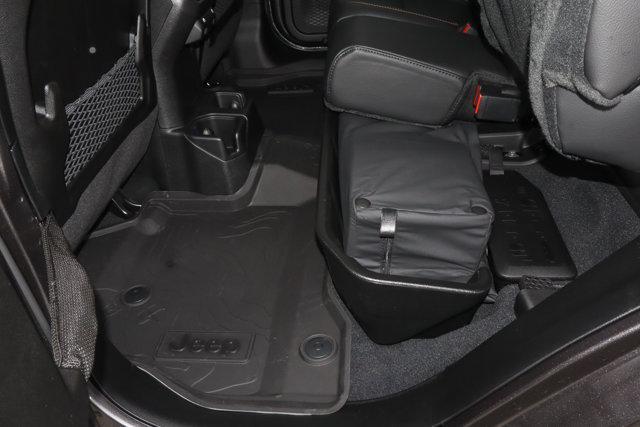 new 2025 Jeep Gladiator car, priced at $46,698