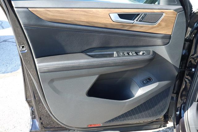 used 2025 Volkswagen Atlas car, priced at $32,588