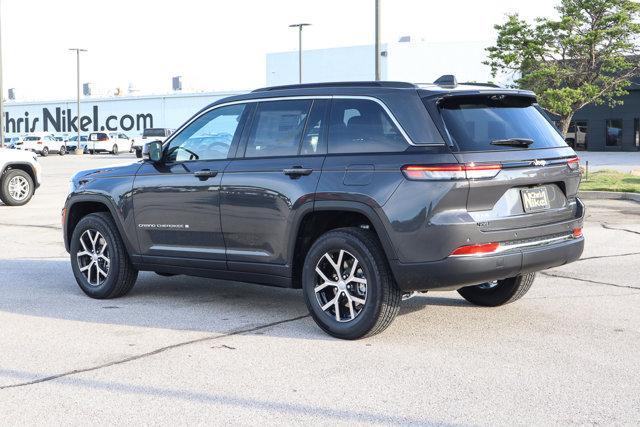 new 2025 Jeep Grand Cherokee car, priced at $47,988