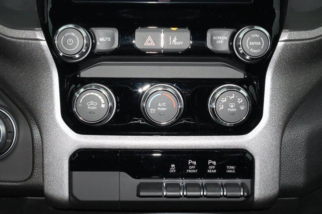 new 2025 Ram 1500 car, priced at $39,960