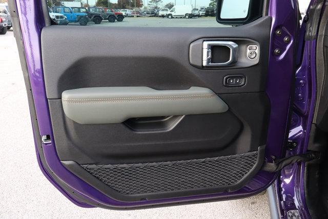 new 2026 Jeep Gladiator car, priced at $65,478