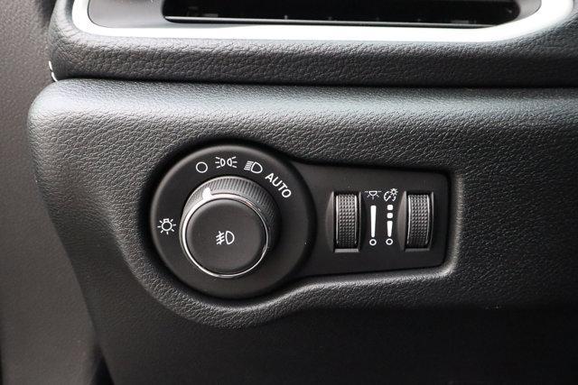 new 2025 Chrysler Pacifica car, priced at $45,987