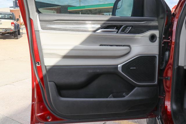 used 2022 Jeep Wagoneer car, priced at $41,988