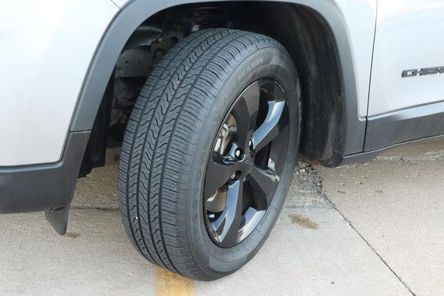 used 2021 Jeep Cherokee car, priced at $21,478