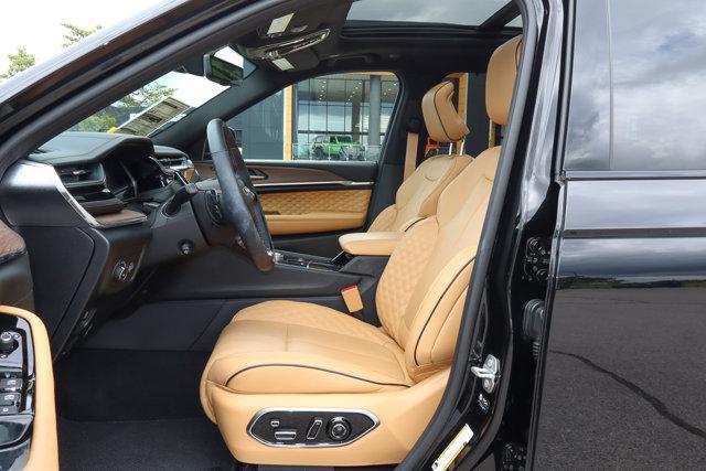 new 2025 Jeep Grand Cherokee car, priced at $51,572