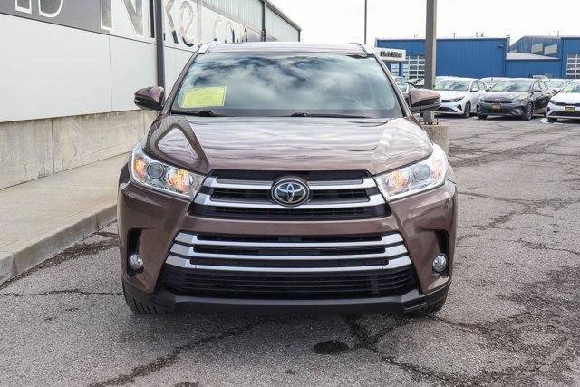 used 2018 Toyota Highlander car, priced at $19,949