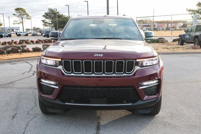 new 2025 Jeep Grand Cherokee car, priced at $45,708