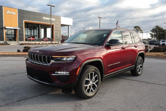 new 2025 Jeep Grand Cherokee car, priced at $46,235