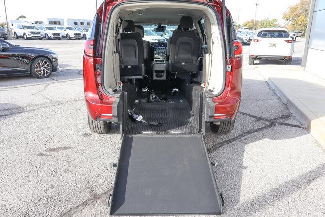 used 2021 Chrysler Pacifica car, priced at $38,988