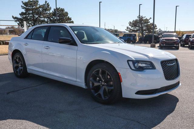 new 2023 Chrysler 300 car, priced at $29,988