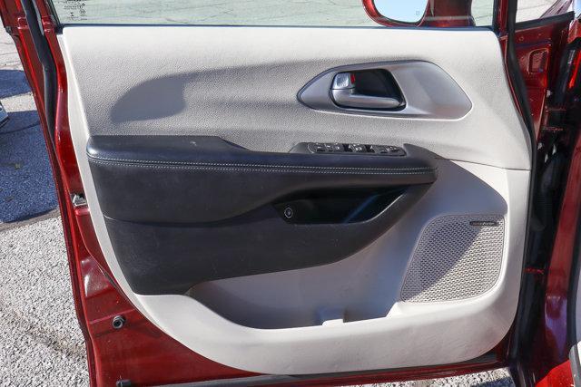 used 2018 Chrysler Pacifica Hybrid car, priced at $15,449