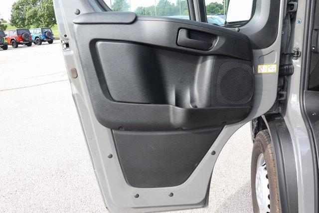 new 2025 Ram ProMaster 2500 car, priced at $47,302