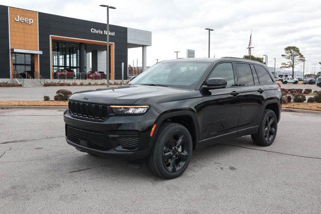 new 2025 Jeep Grand Cherokee car, priced at $41,178