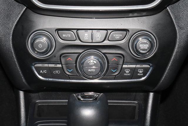 used 2020 Jeep Cherokee car, priced at $20,988