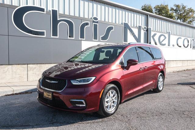 used 2021 Chrysler Pacifica car, priced at $25,988