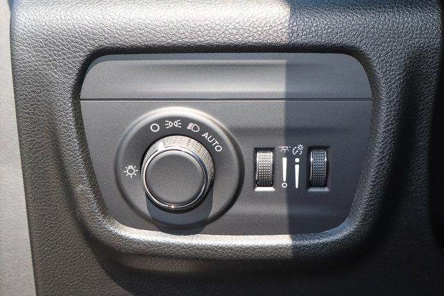 new 2025 Jeep Grand Cherokee car, priced at $43,262