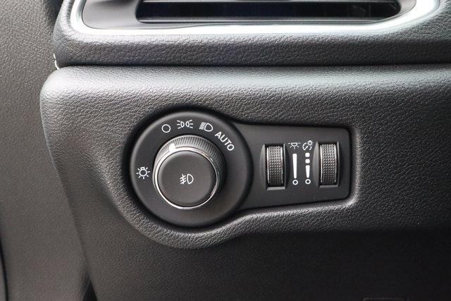 new 2026 Chrysler Pacifica car, priced at $51,913