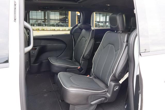 new 2026 Chrysler Pacifica car, priced at $51,913