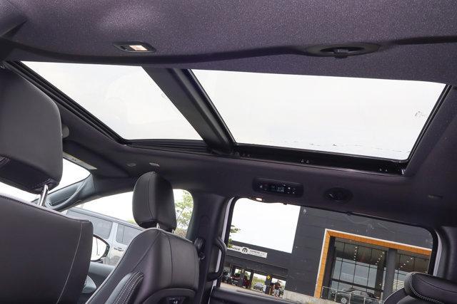 new 2026 Chrysler Pacifica car, priced at $51,913