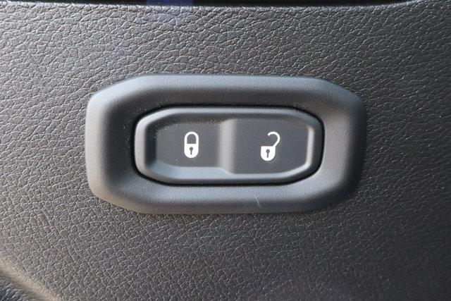 new 2025 Jeep Wrangler car, priced at $32,281