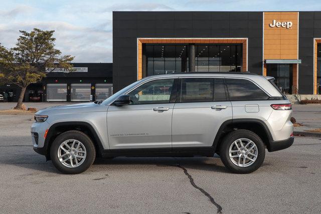 new 2025 Jeep Grand Cherokee car, priced at $35,238