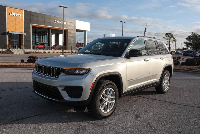 new 2025 Jeep Grand Cherokee car, priced at $35,238