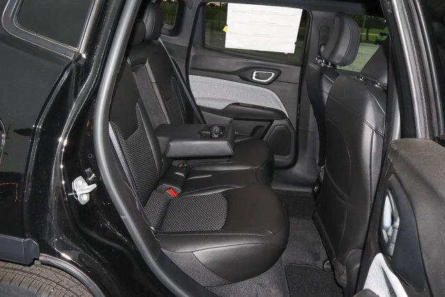 new 2025 Jeep Compass car, priced at $27,988