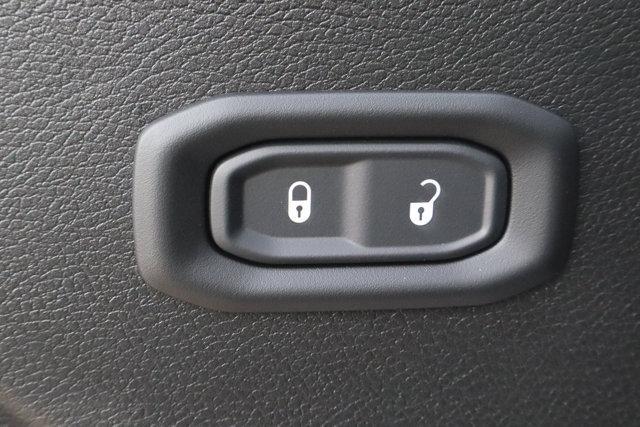 new 2025 Jeep Wrangler car, priced at $43,988