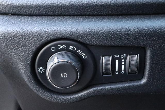 new 2025 Chrysler Pacifica car, priced at $46,988