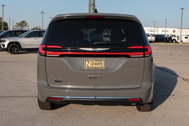 new 2025 Chrysler Pacifica car, priced at $40,459