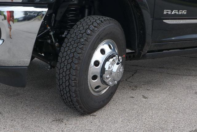 new 2025 Ram 3500 car, priced at $97,365