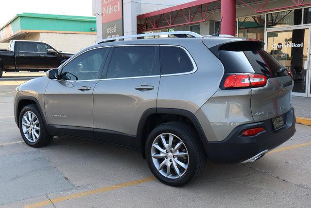 used 2018 Jeep Cherokee car, priced at $15,949