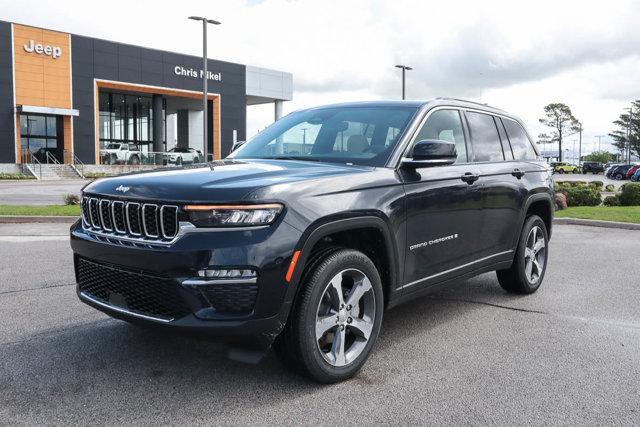 new 2024 Jeep Grand Cherokee car, priced at $47,102