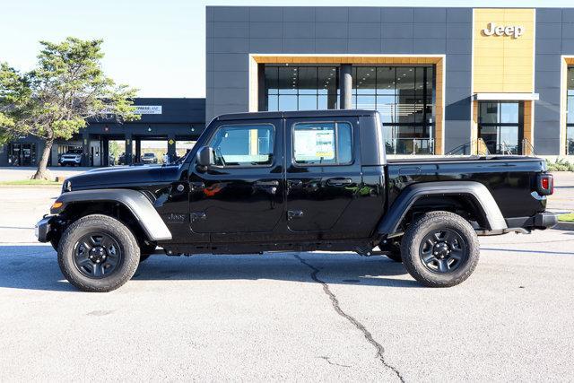 new 2025 Jeep Gladiator car, priced at $41,300