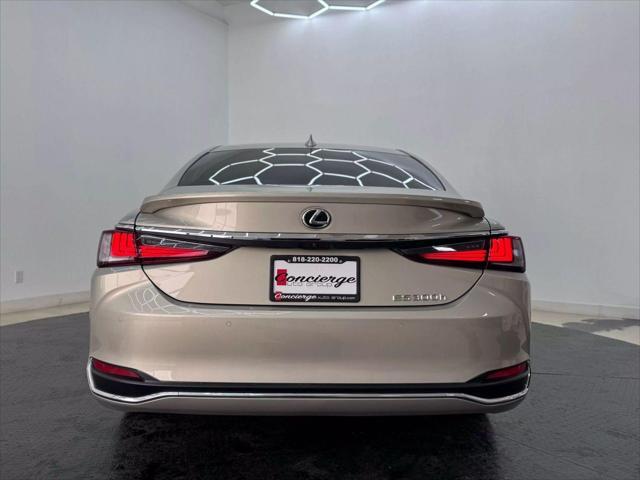used 2023 Lexus ES 300h car, priced at $34,995