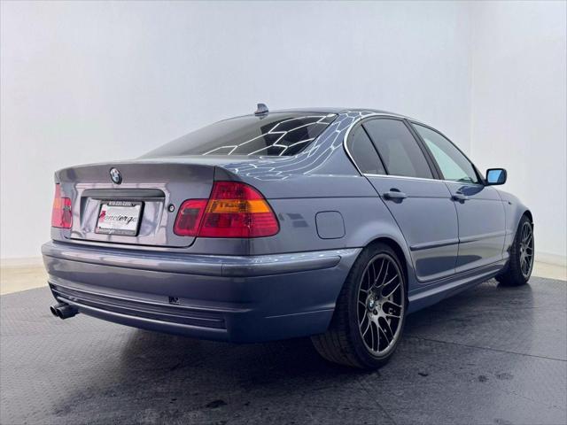 used 2004 BMW 330 car, priced at $6,495