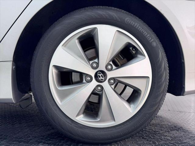 used 2012 Hyundai Sonata Hybrid car, priced at $6,995