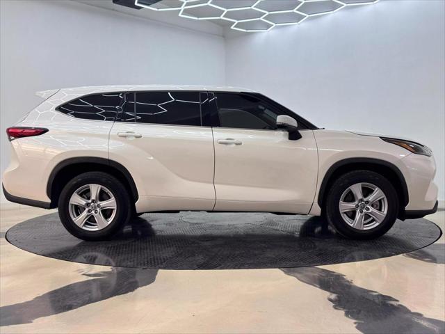 used 2021 Toyota Highlander car, priced at $25,995