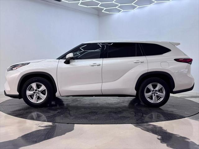 used 2021 Toyota Highlander car, priced at $25,995