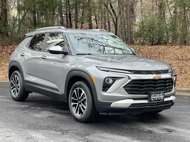 new 2025 Chevrolet TrailBlazer car, priced at $28,960