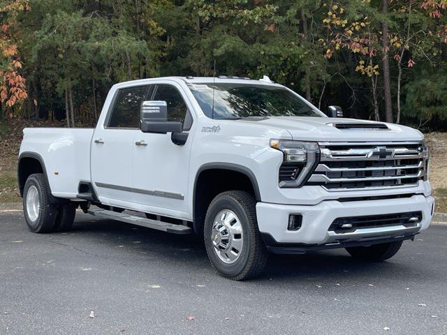 new 2025 Chevrolet Silverado 3500 car, priced at $85,920