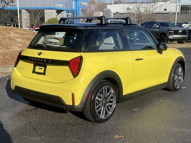 used 2025 MINI Hardtop car, priced at $30,990