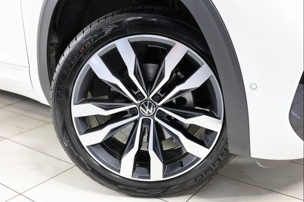 used 2022 Volkswagen Atlas car, priced at $31,995