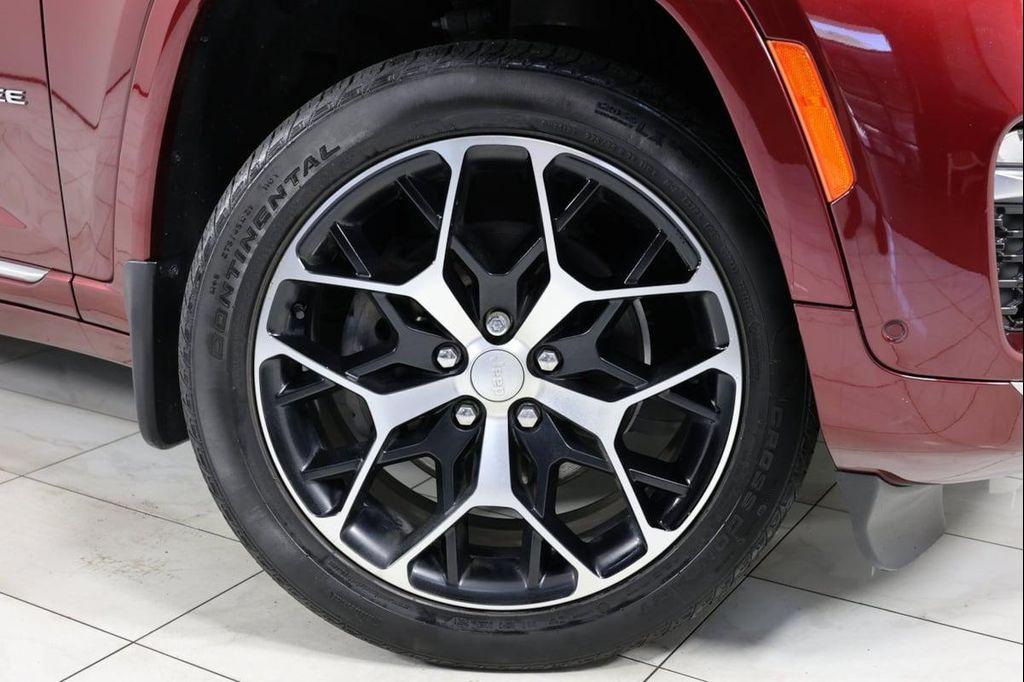 used 2022 Jeep Grand Cherokee car, priced at $41,000