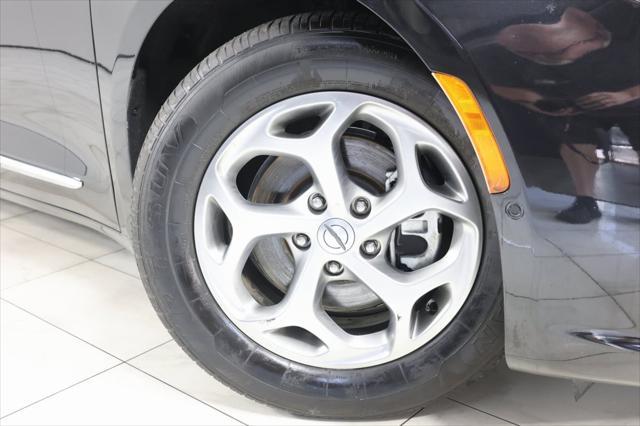 used 2022 Chrysler Pacifica car, priced at $26,995