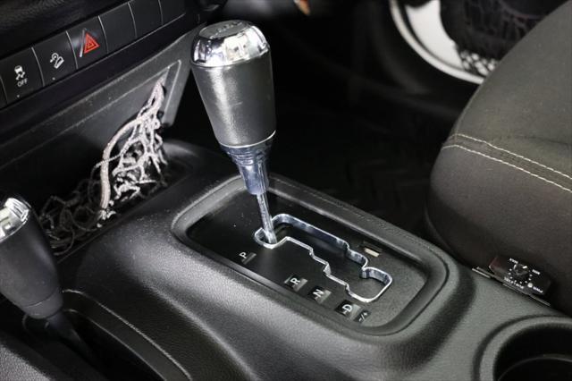 used 2015 Jeep Wrangler Unlimited car, priced at $13,995