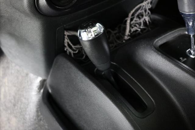 used 2015 Jeep Wrangler Unlimited car, priced at $13,995