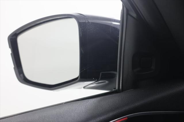 used 2022 Acura MDX car, priced at $41,500