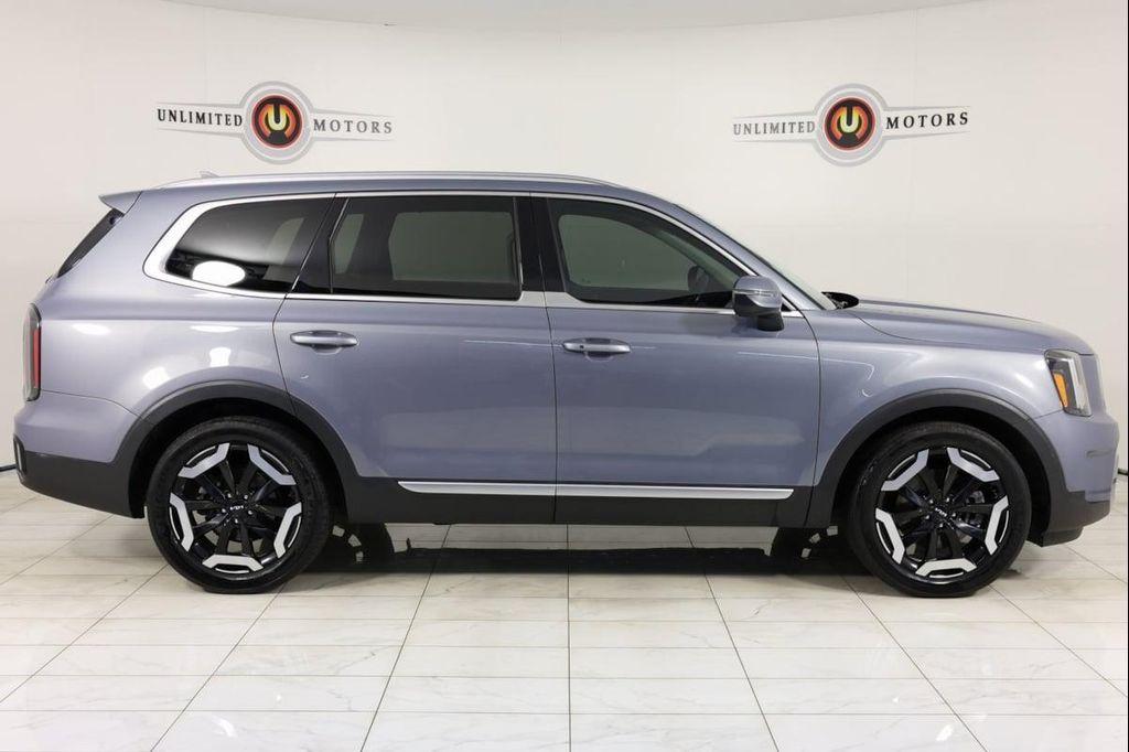 used 2023 Kia Telluride car, priced at $28,995