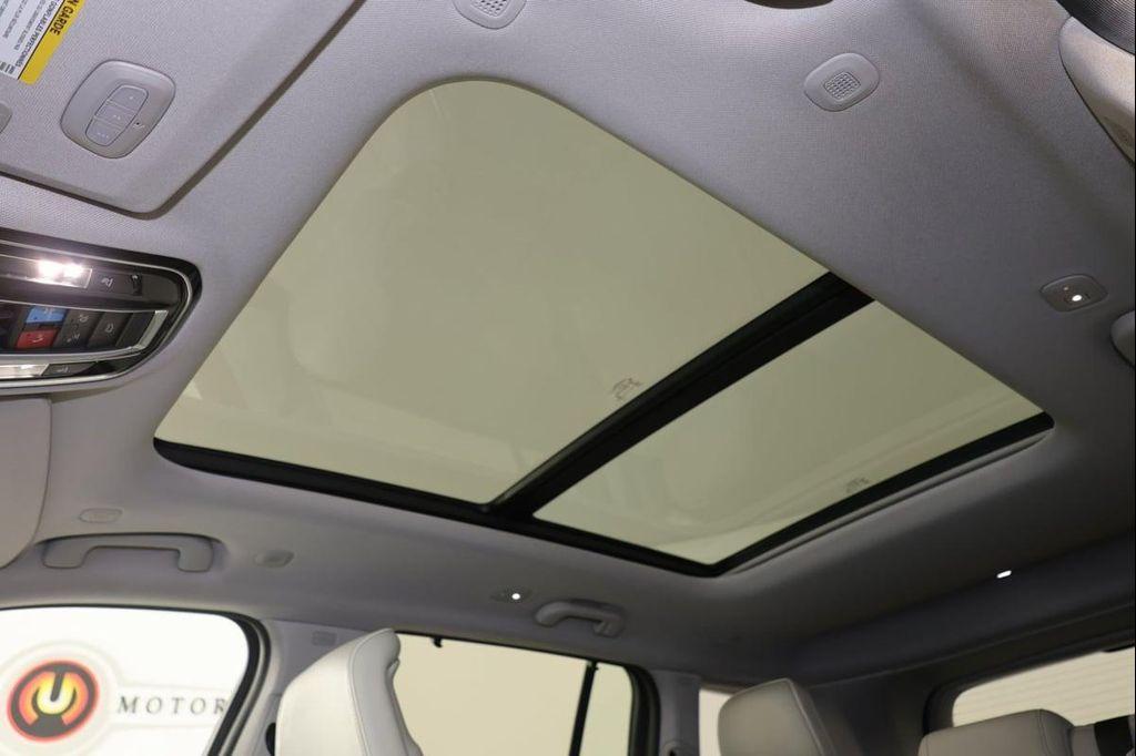 used 2022 Jeep Grand Cherokee car, priced at $32,000